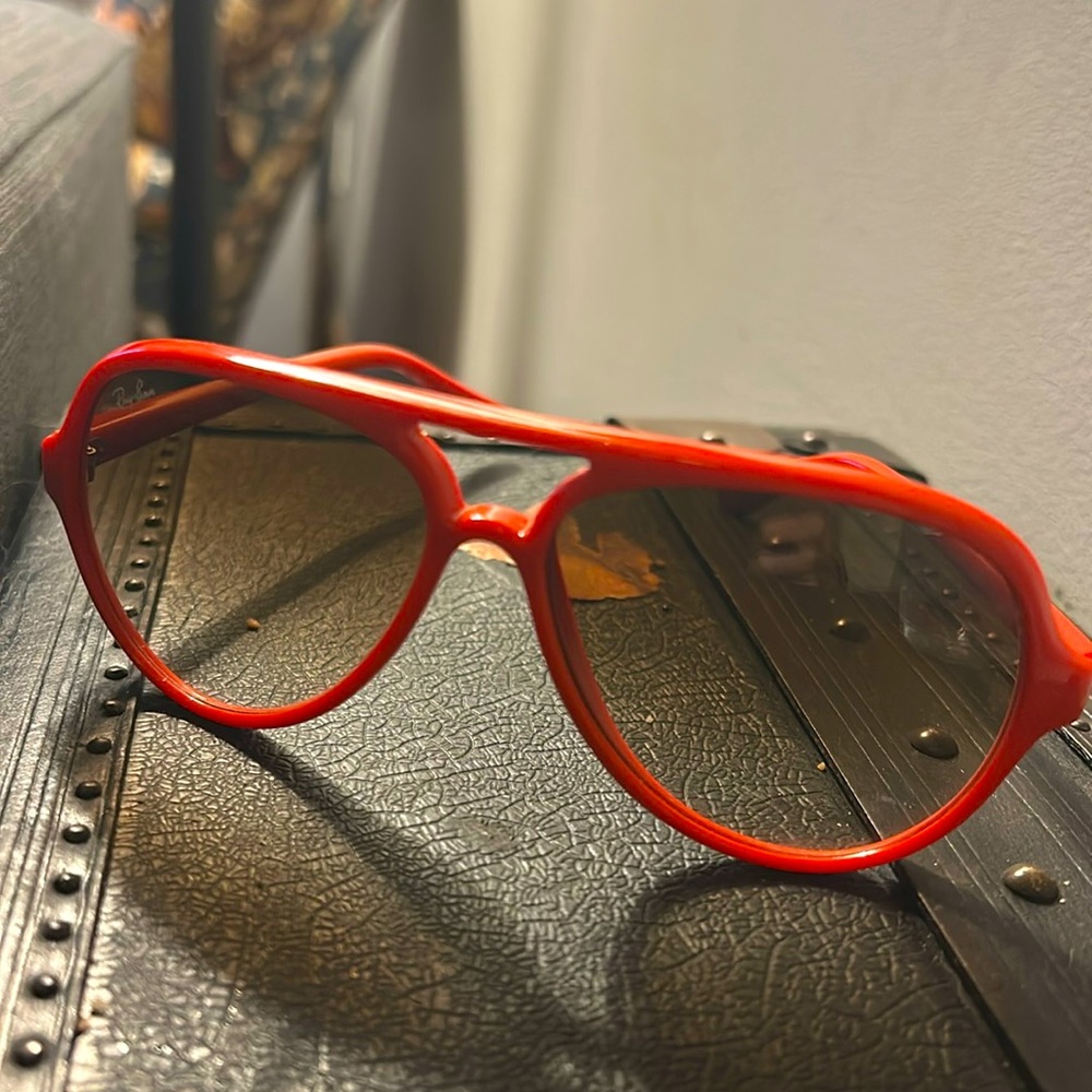 Vintage orange aviator Ray bans